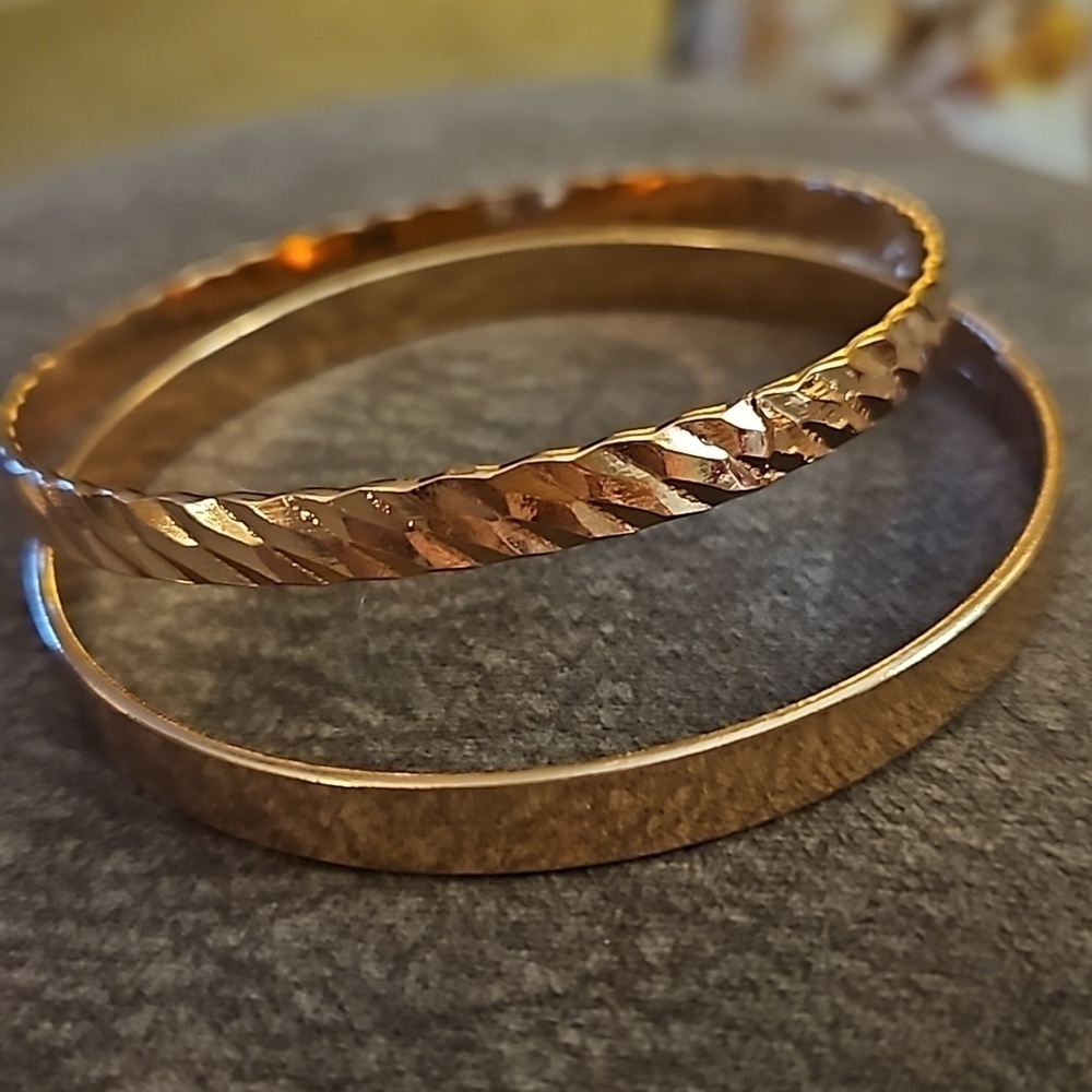 3/$30 Copper Rose Goldtone Color Bangle Bracelets - Picture 3 of 4